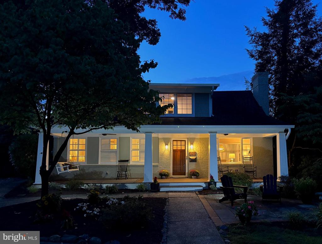 2913 RICHMOND LANE