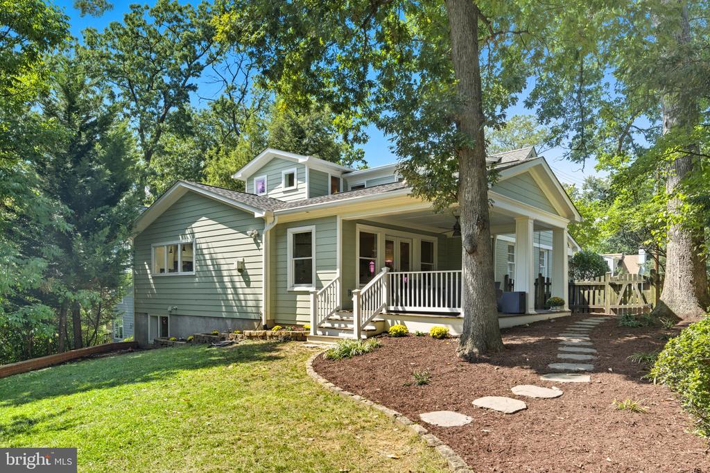 2913 RICHMOND LANE