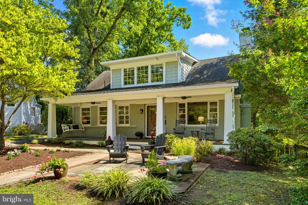 2913 RICHMOND LANE