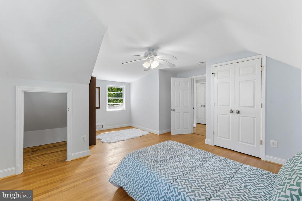 2913 RICHMOND LANE