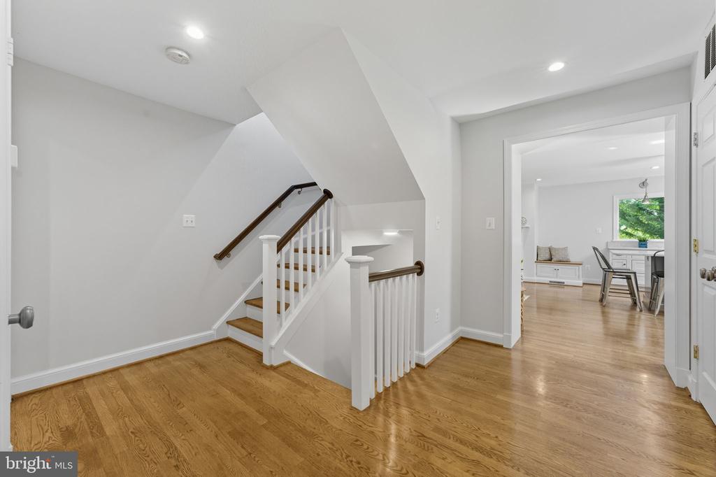 2913 RICHMOND LANE