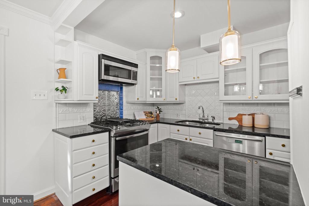 307 E OXFORD AVENUE 1/2