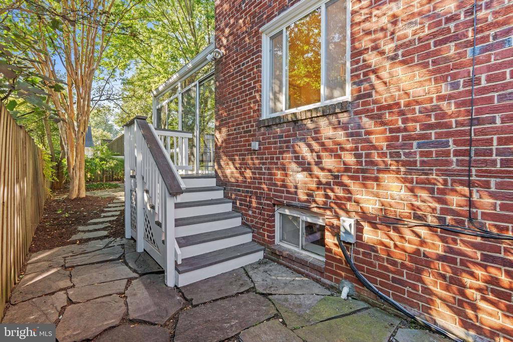 307 E OXFORD AVENUE 1/2
