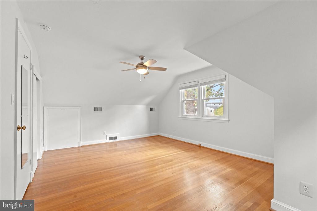 3000 EDGEHILL DRIVE
