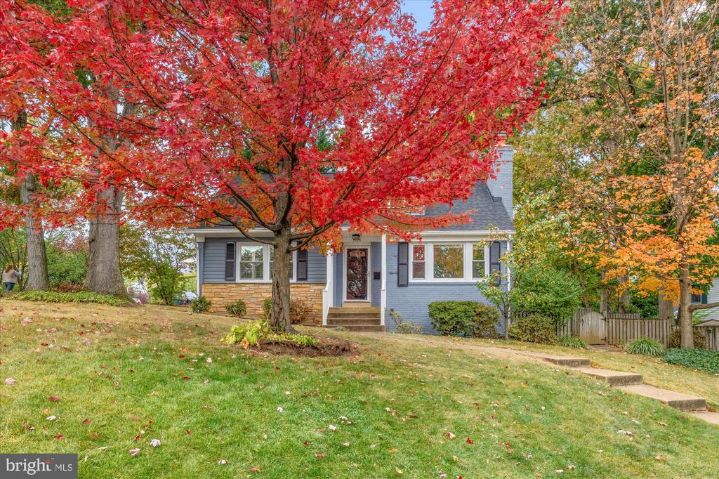 3000 EDGEHILL DRIVE