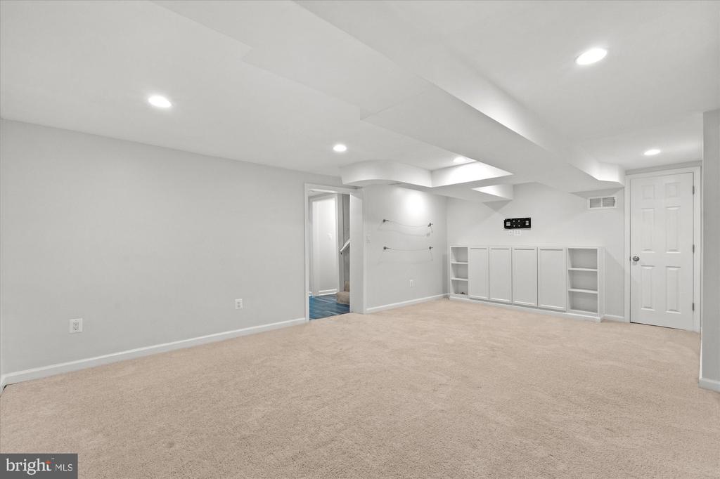 3000 EDGEHILL DRIVE
