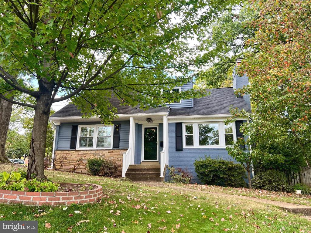 3000 EDGEHILL DRIVE