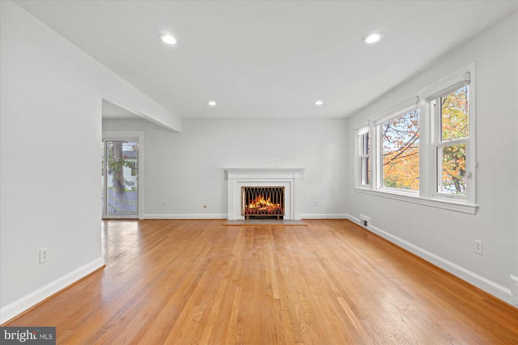 3000 EDGEHILL DRIVE
