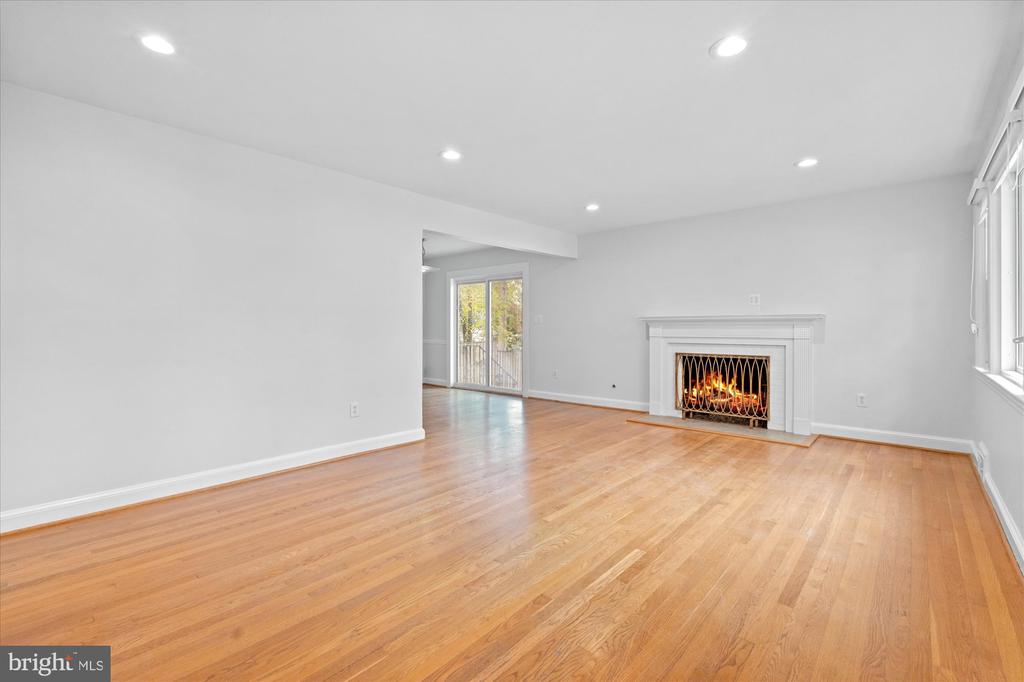 3000 EDGEHILL DRIVE