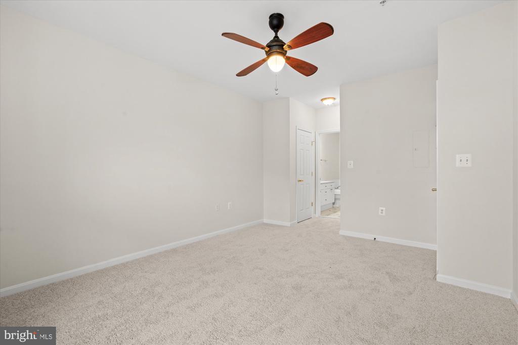 5120 DONOVAN DRIVE 308