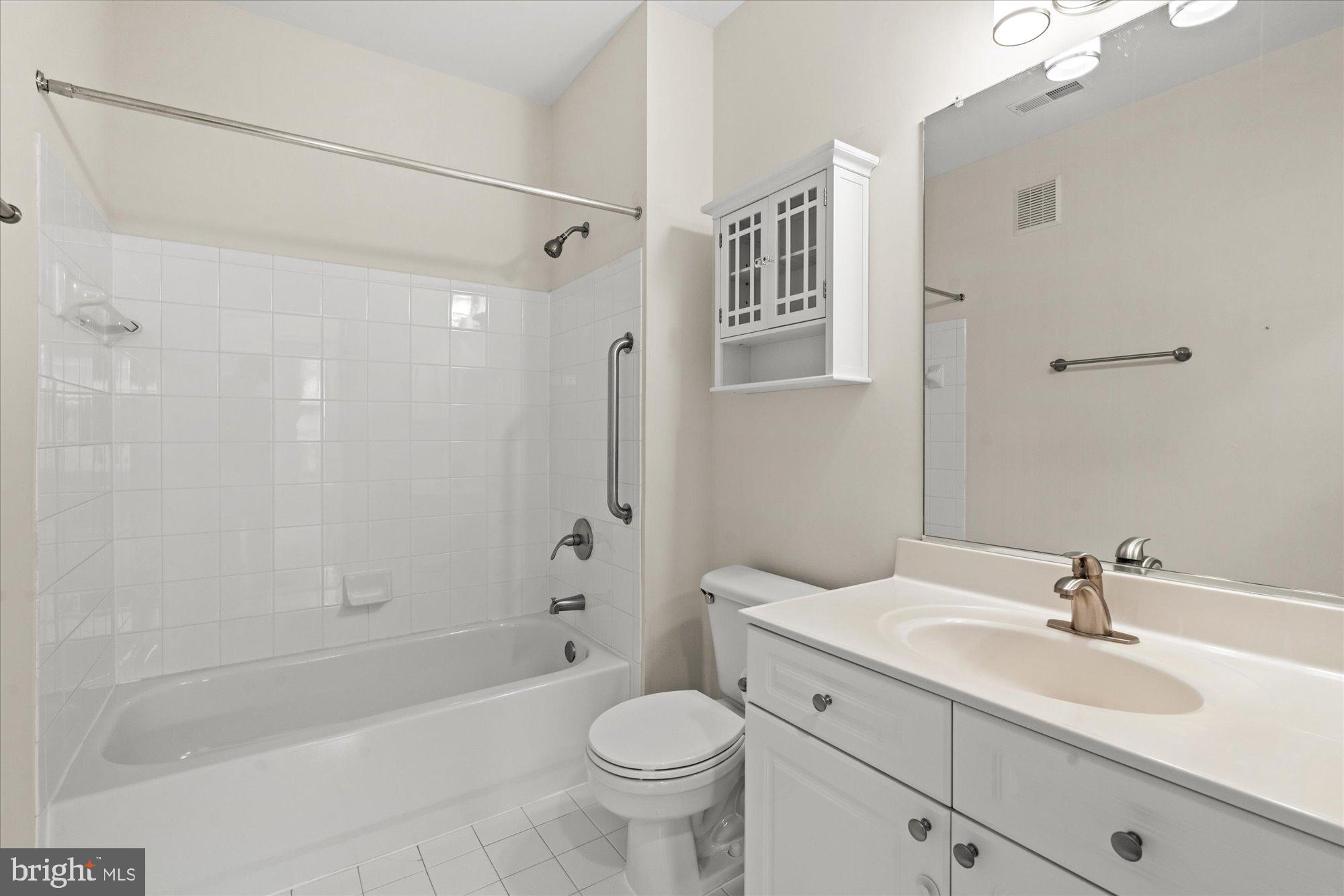 5120 DONOVAN DRIVE 308