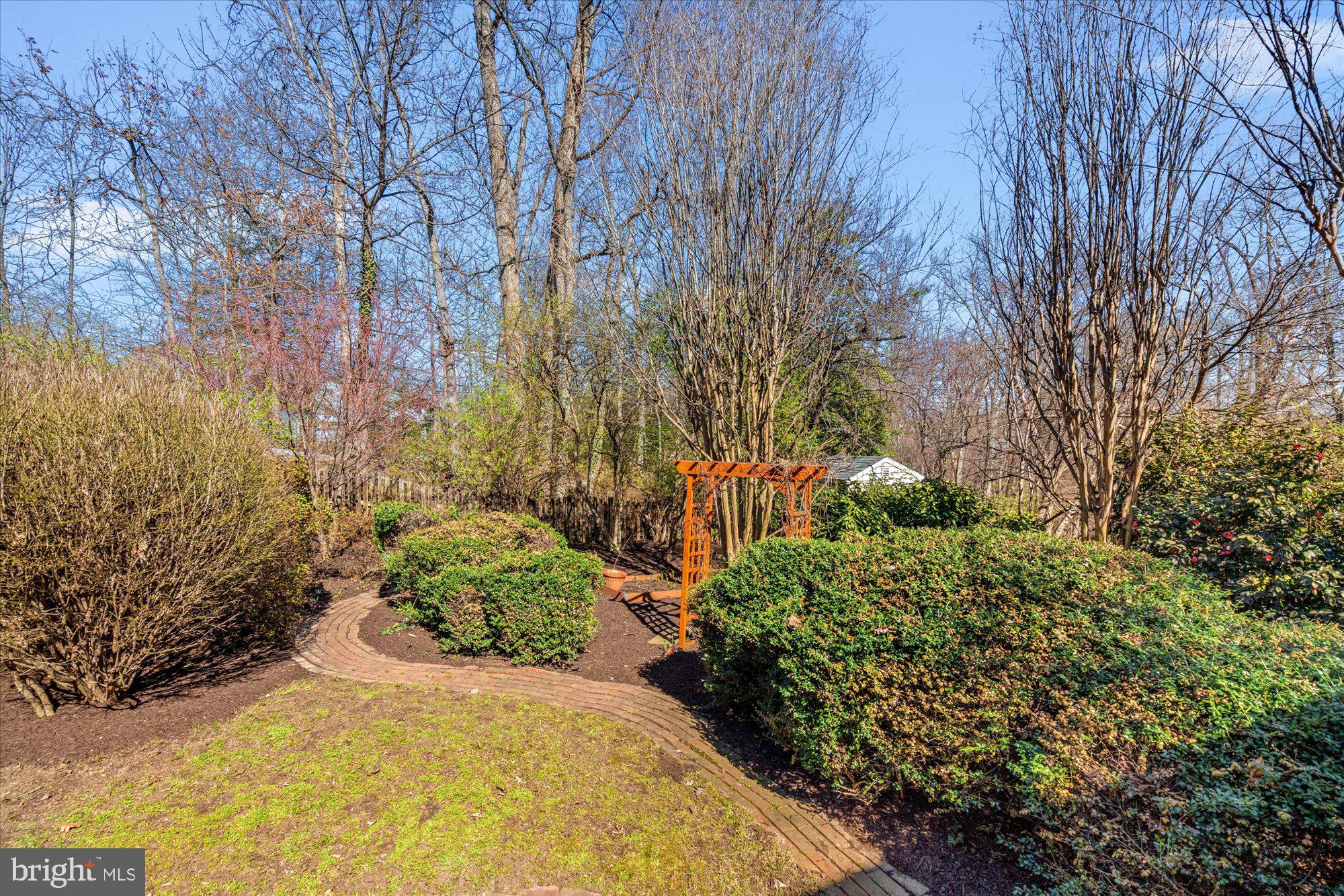 2913 OLD DOMINION BOULEVARD