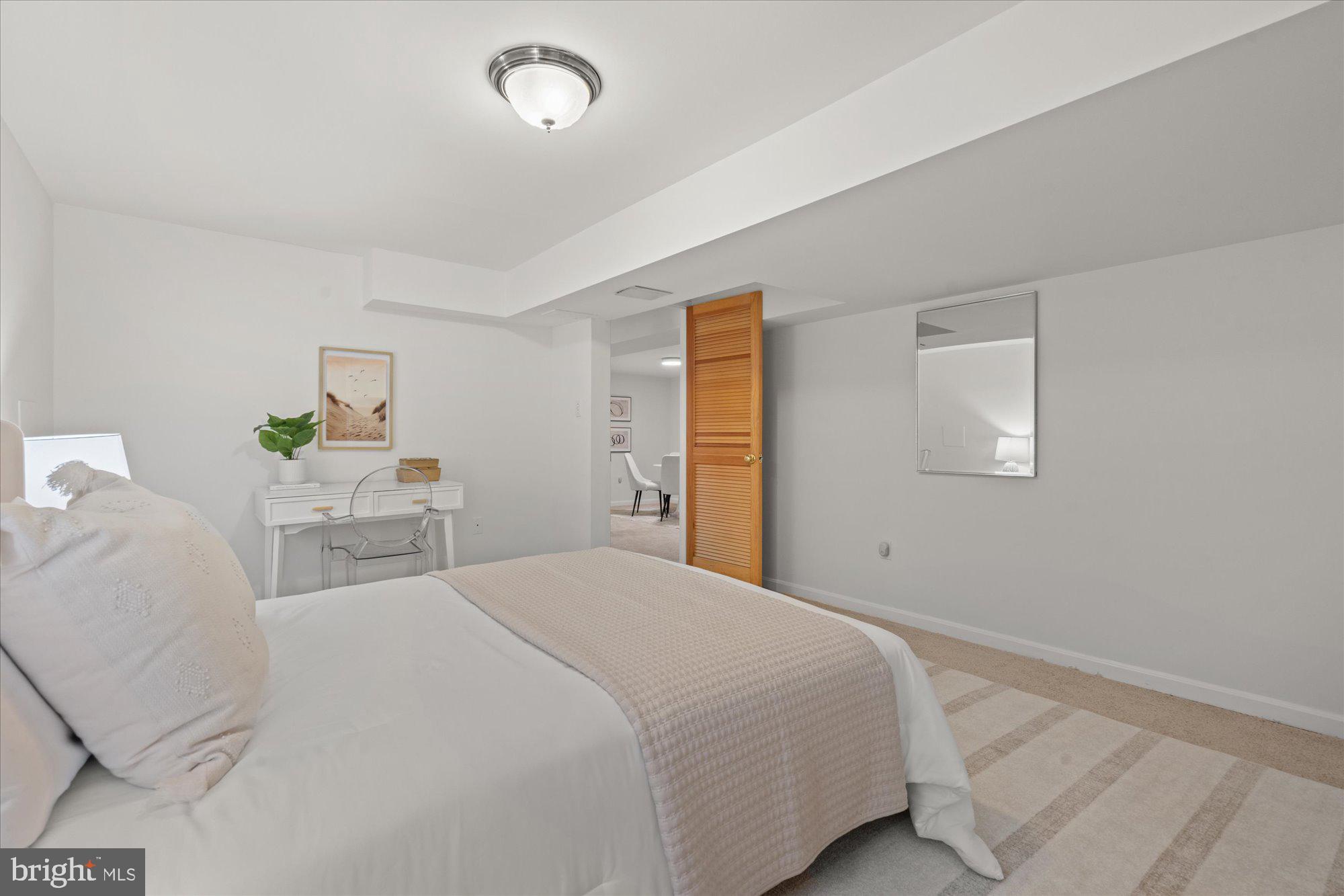 2913 OLD DOMINION BOULEVARD