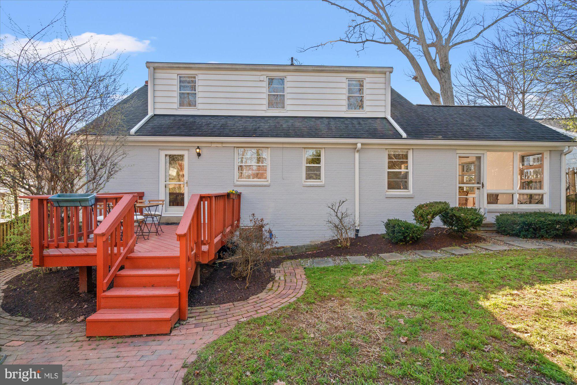 2913 OLD DOMINION BOULEVARD