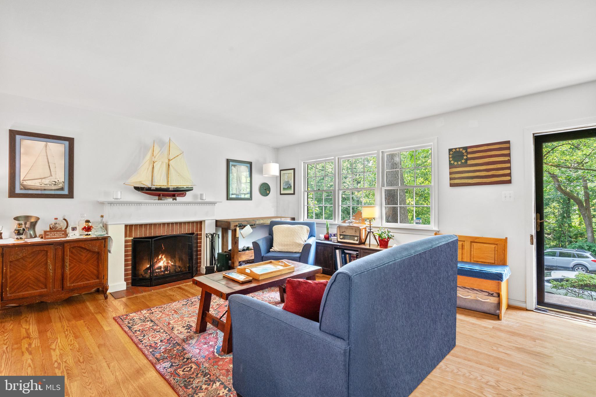 809 E TIMBER BRANCH PARKWAY