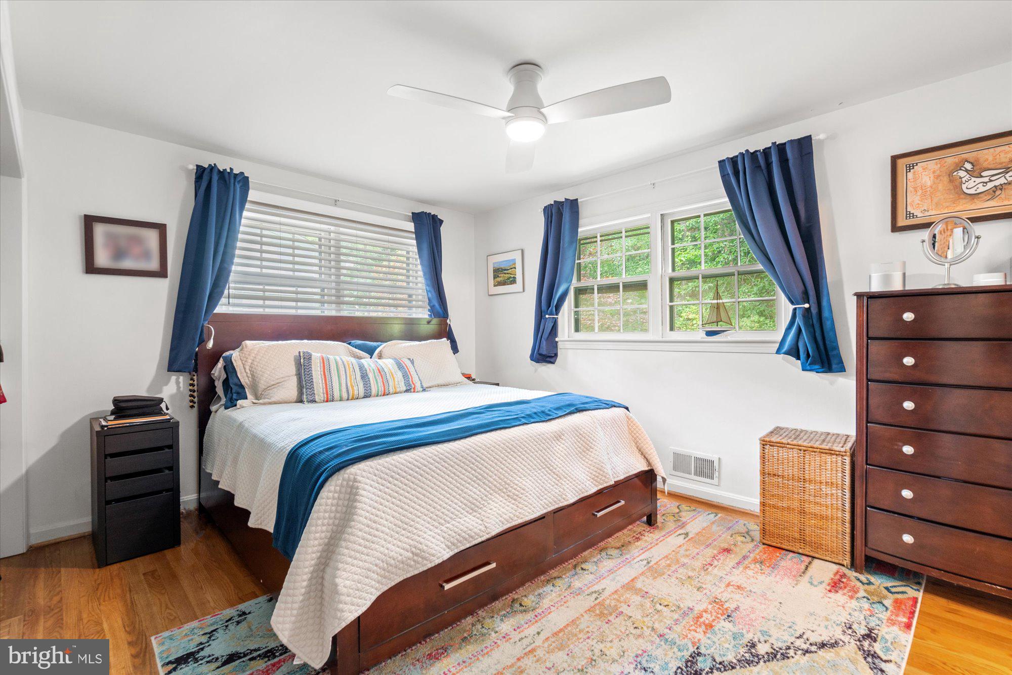 809 E TIMBER BRANCH PARKWAY