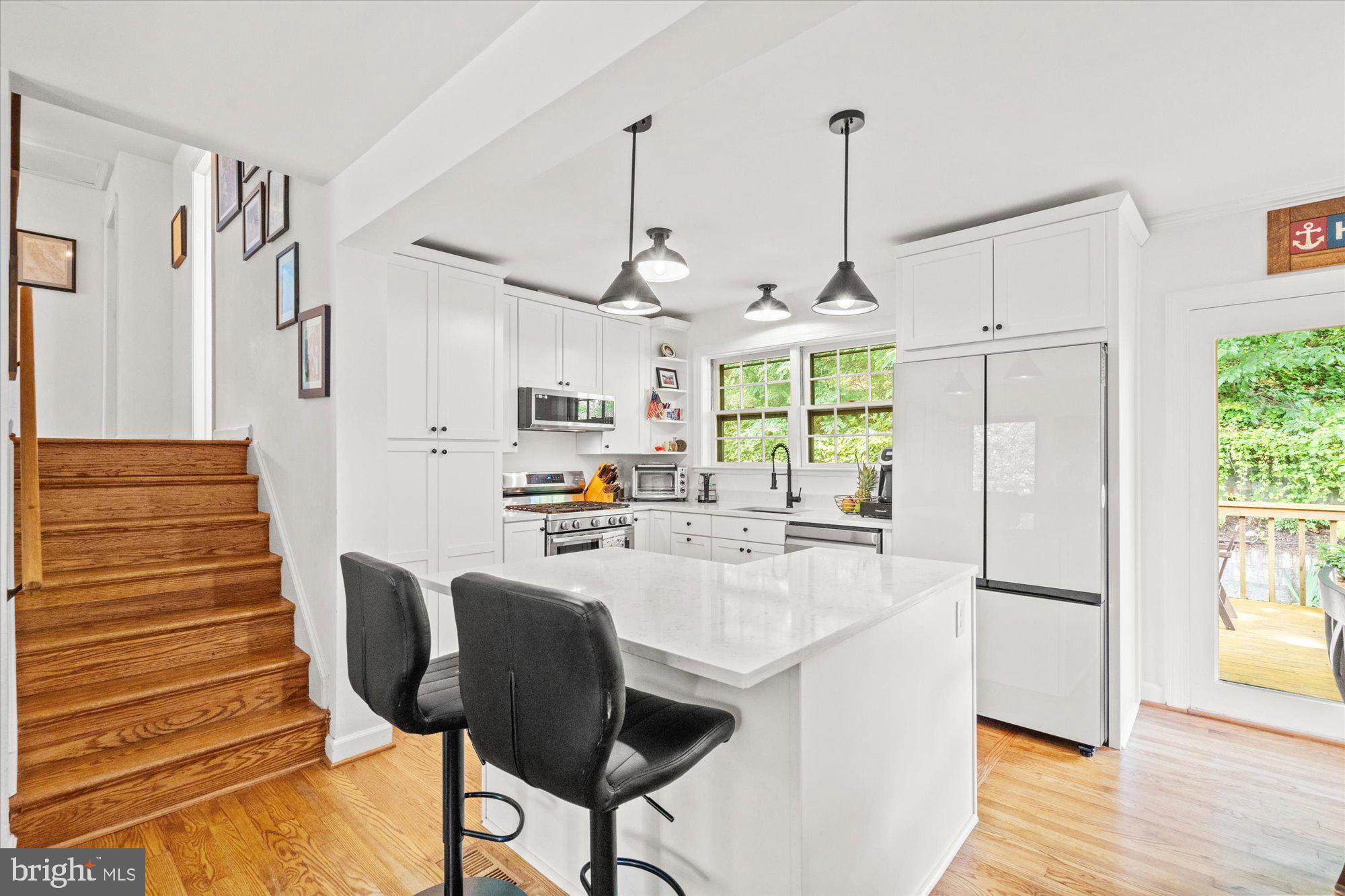 809 E TIMBER BRANCH PARKWAY