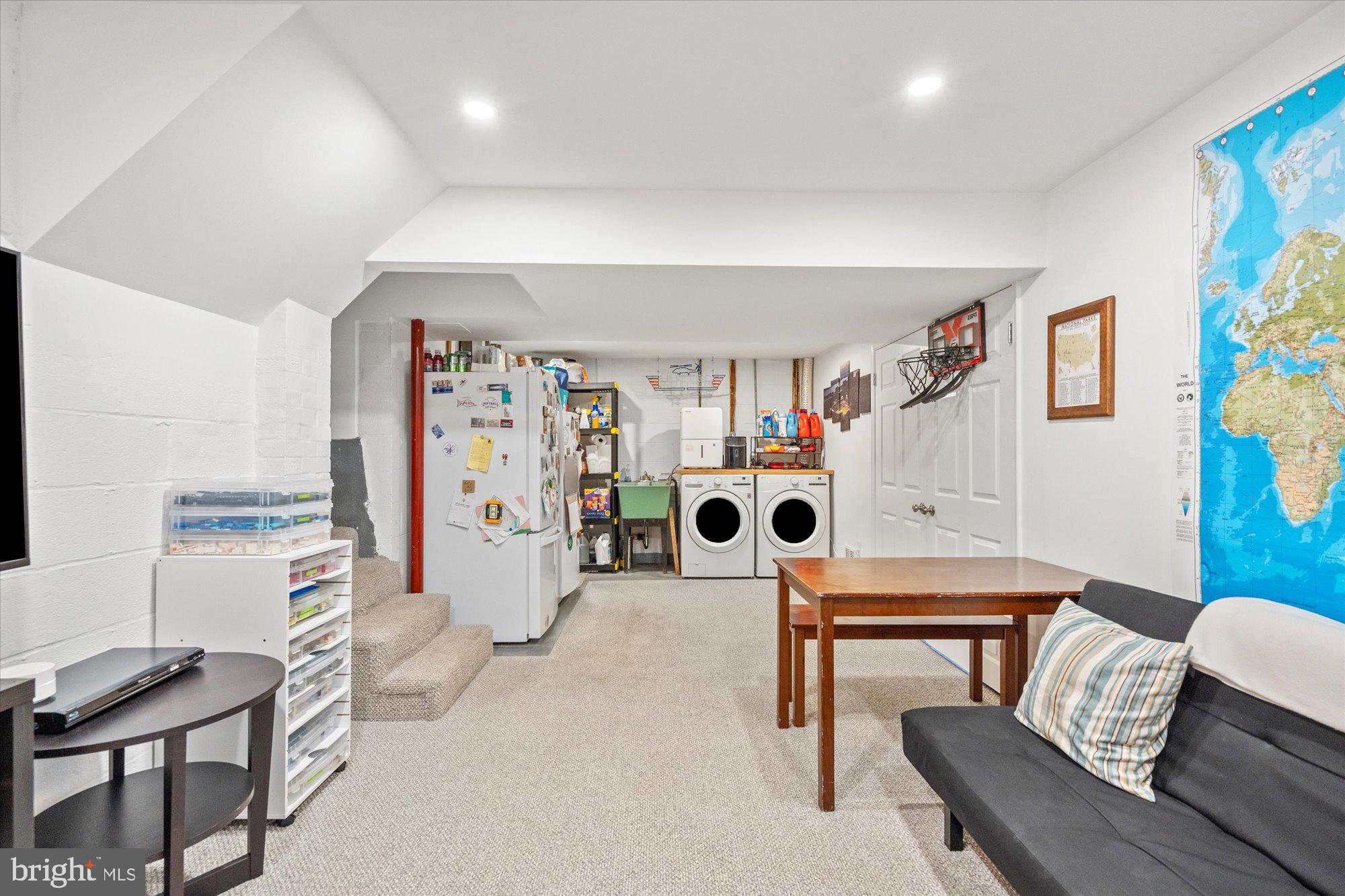 809 E TIMBER BRANCH PARKWAY
