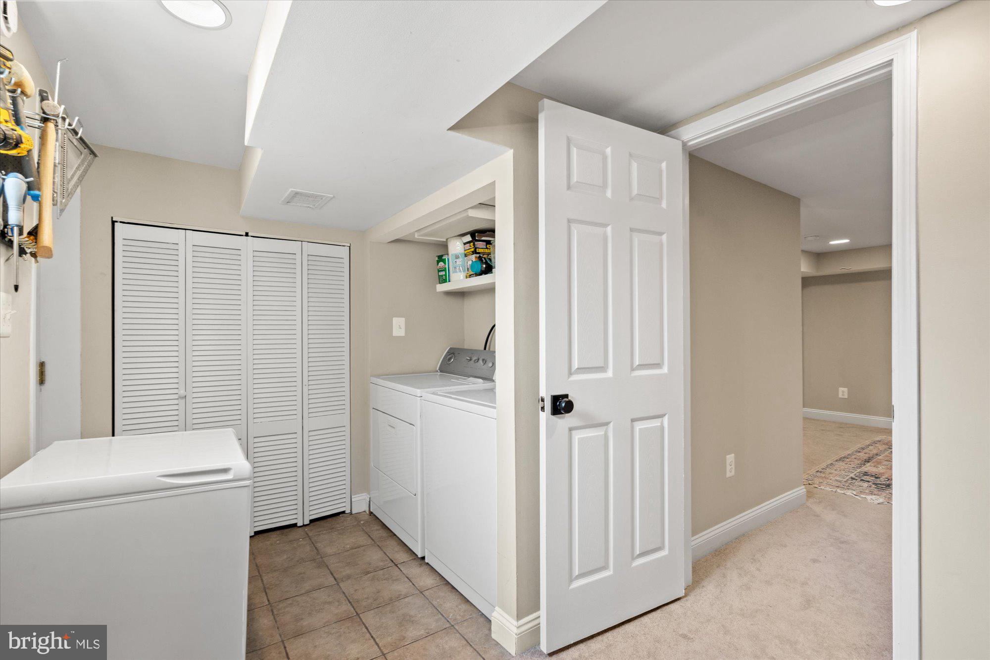 509 E WINDSOR AVENUE A