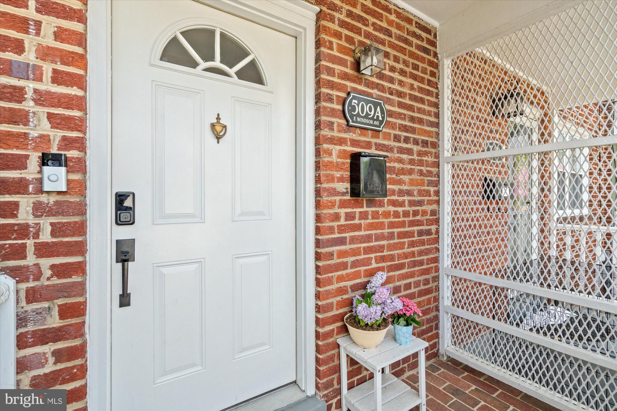 509 E WINDSOR AVENUE A