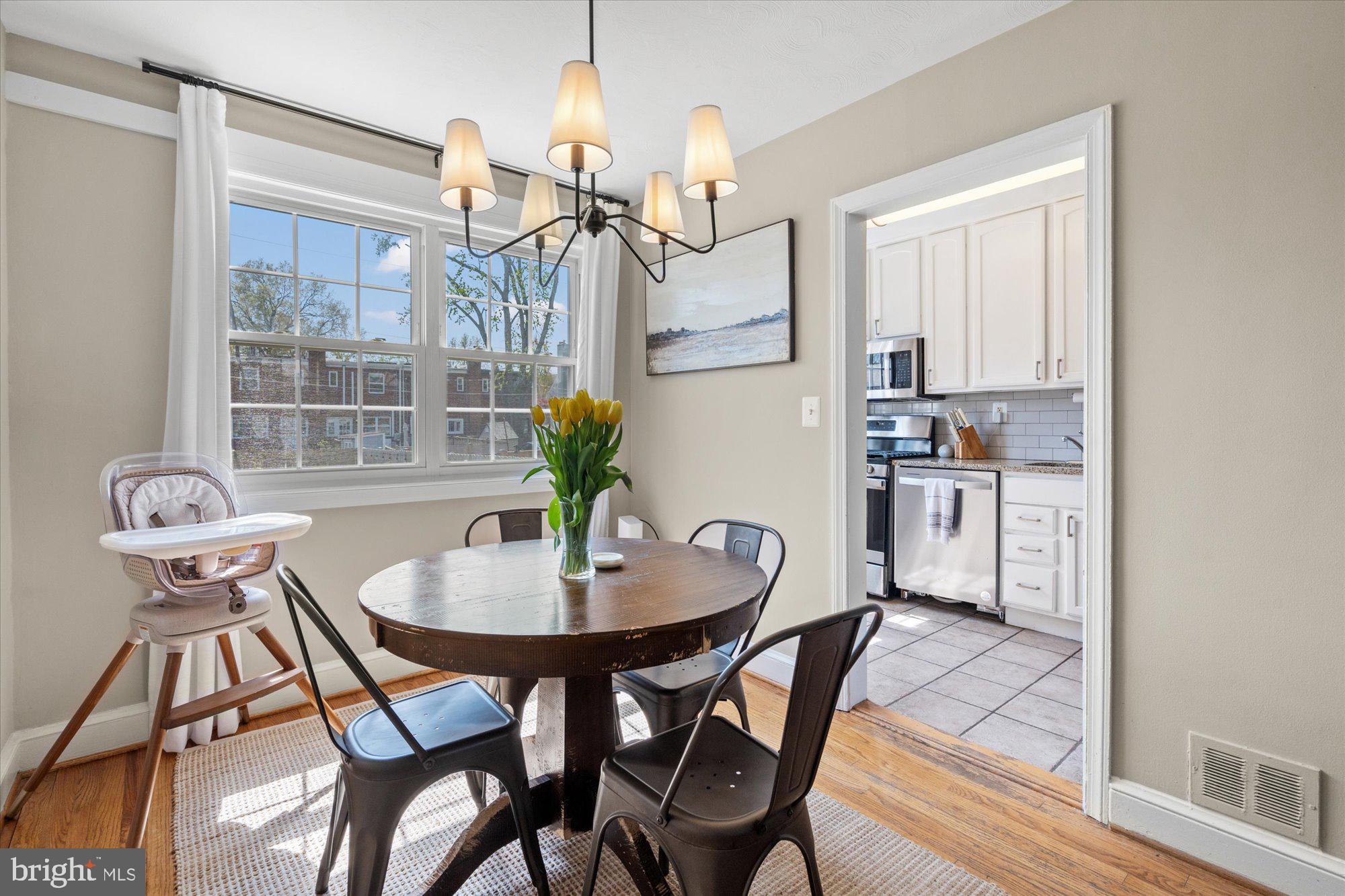 509 E WINDSOR AVENUE A