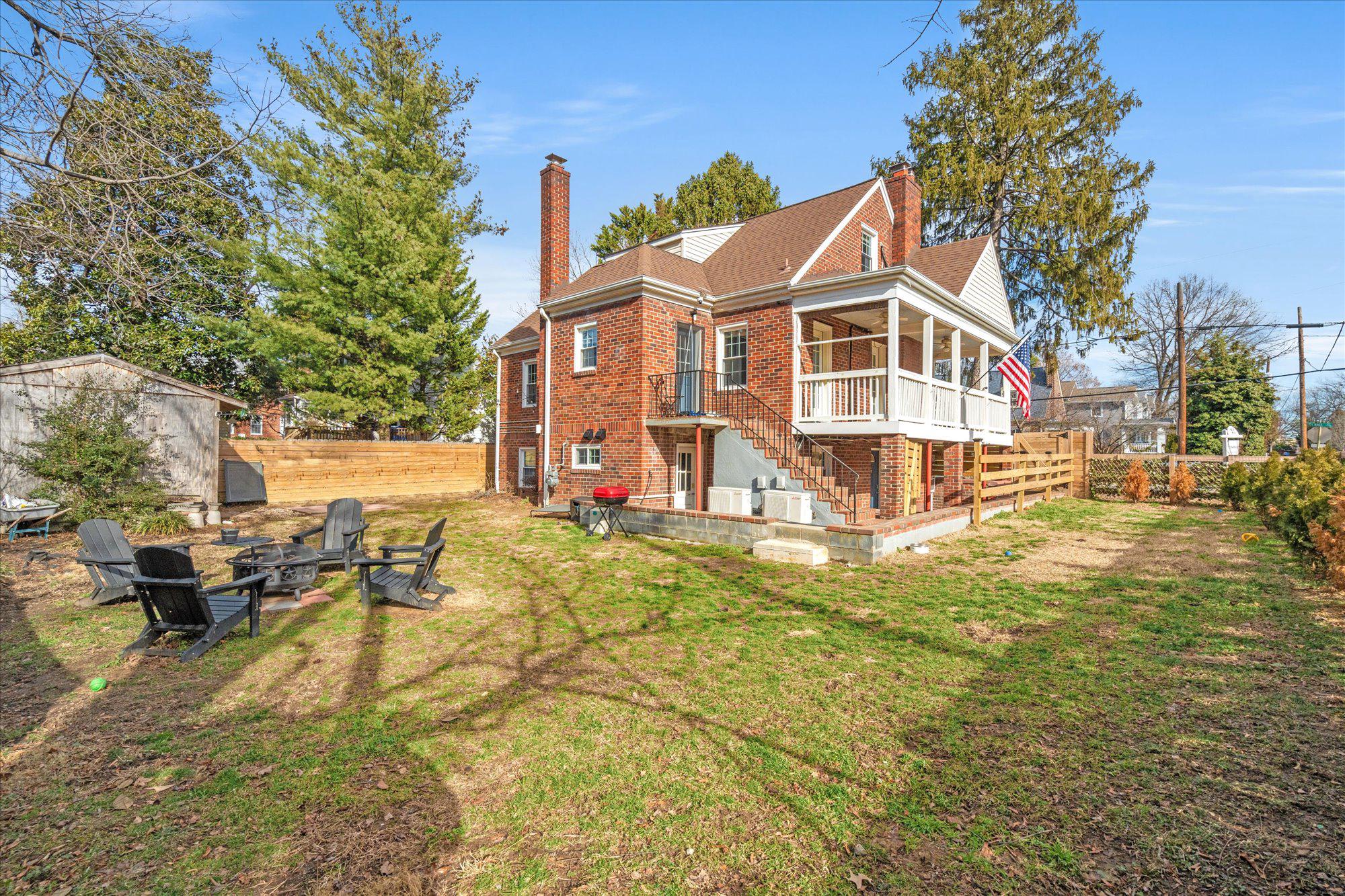 1700 DEWITT AVENUE 3