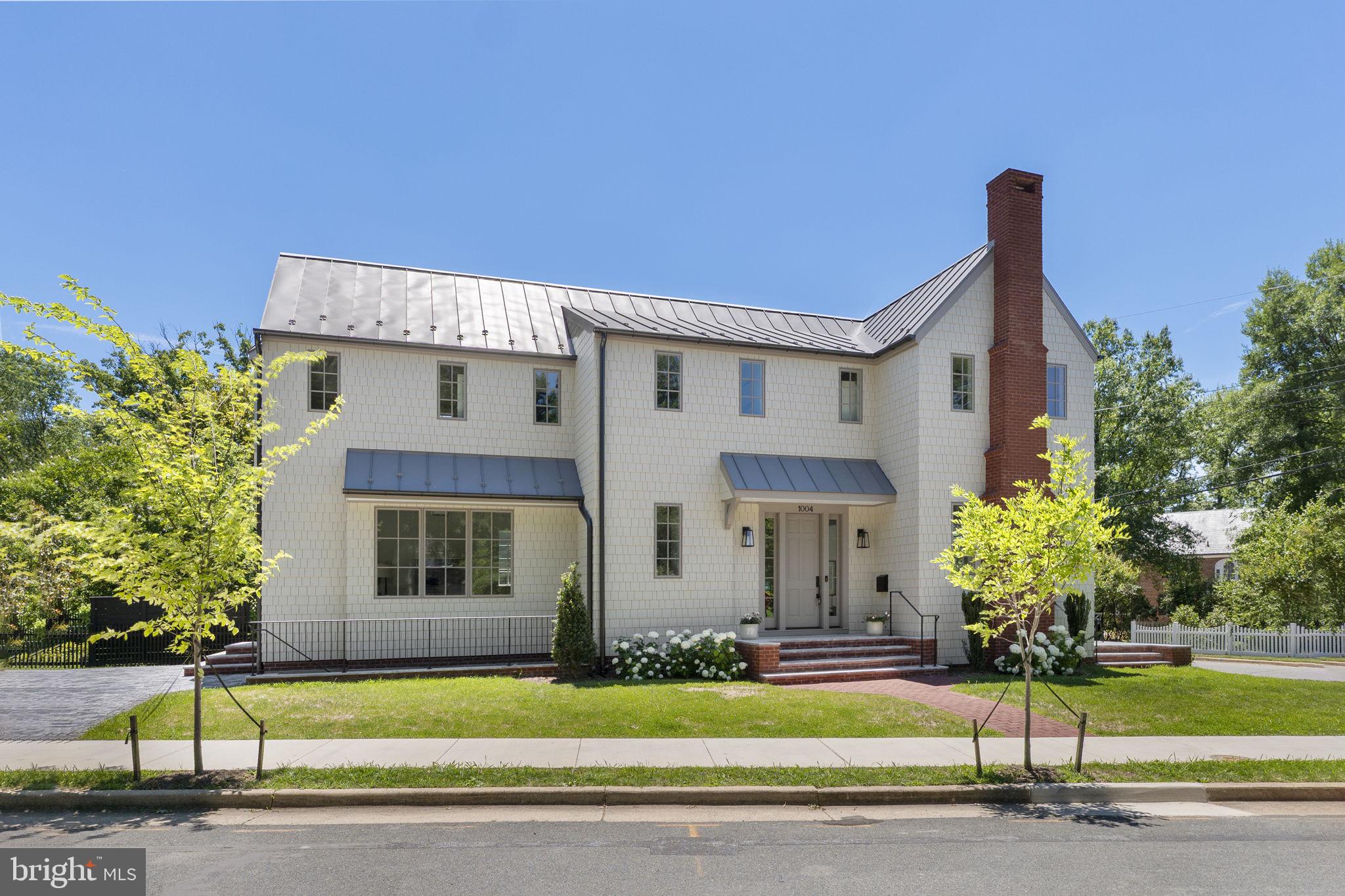 1004 VIRGINIA AVENUE