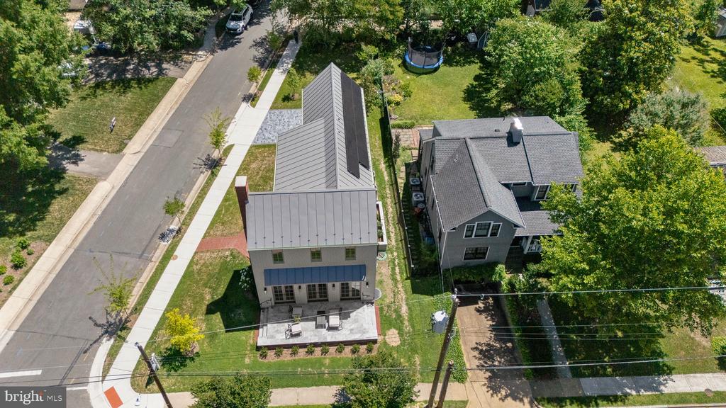 1004 VIRGINIA AVENUE