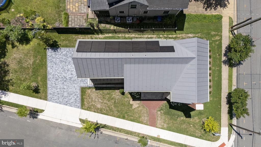 1004 VIRGINIA AVENUE