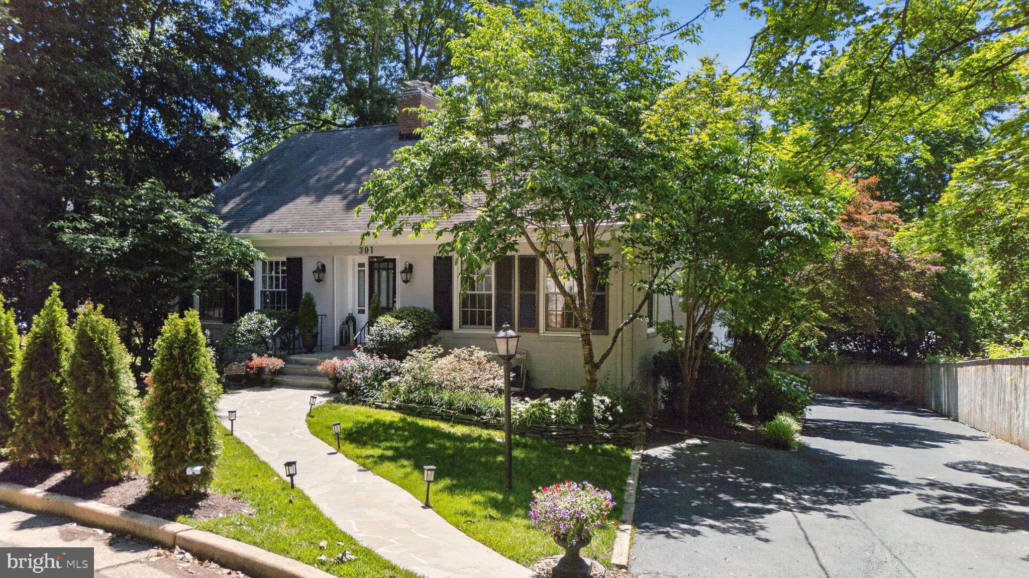 301 COLUMBIA ROAD