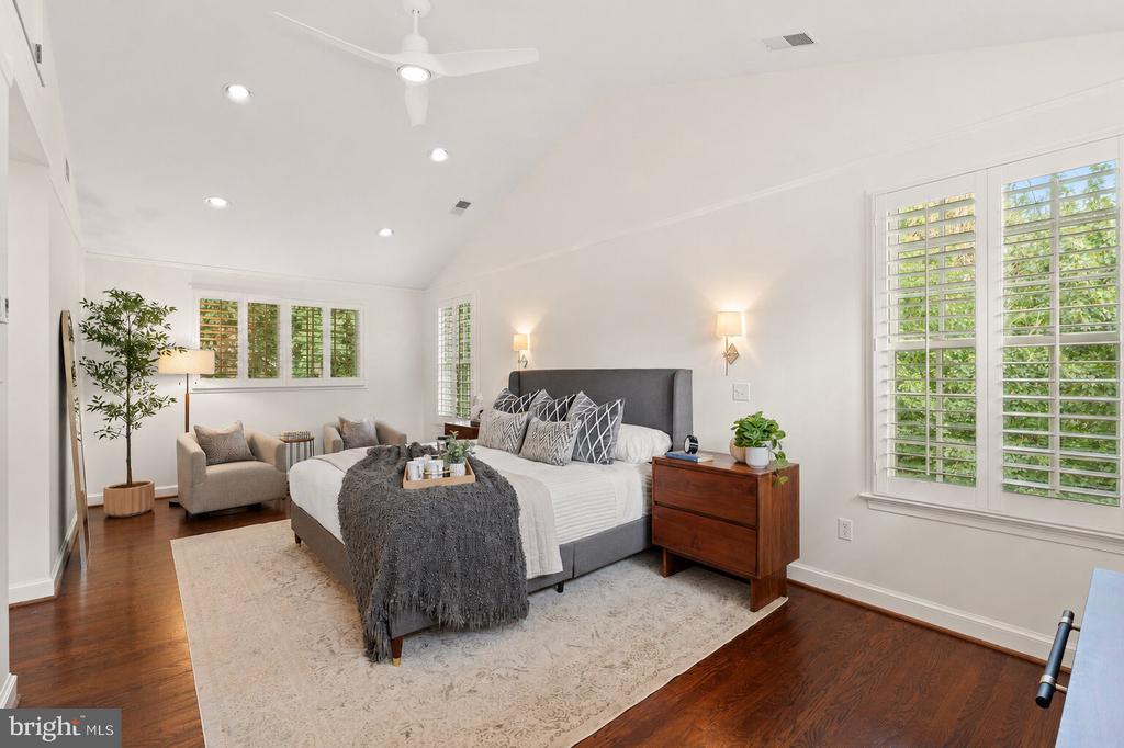 301 COLUMBIA ROAD
