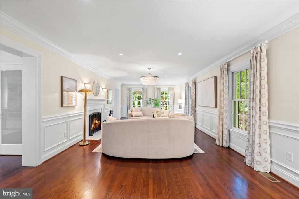 301 COLUMBIA ROAD