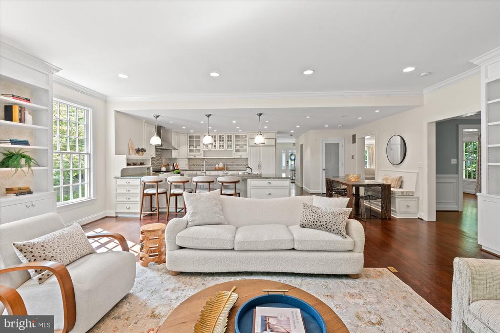 301 COLUMBIA ROAD