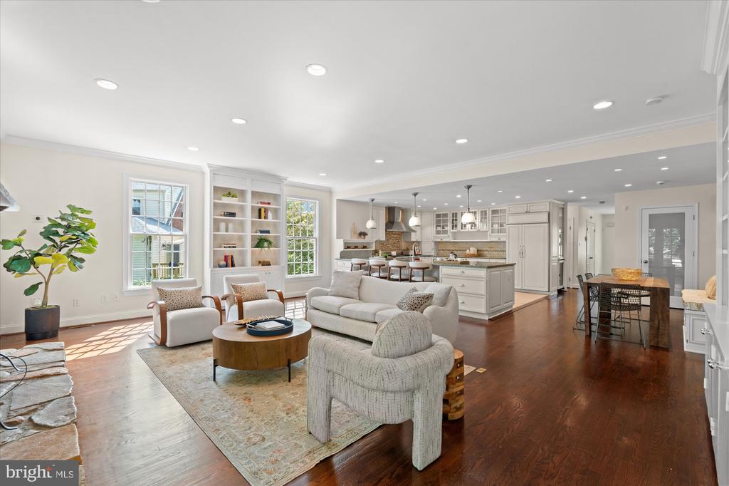 301 COLUMBIA ROAD