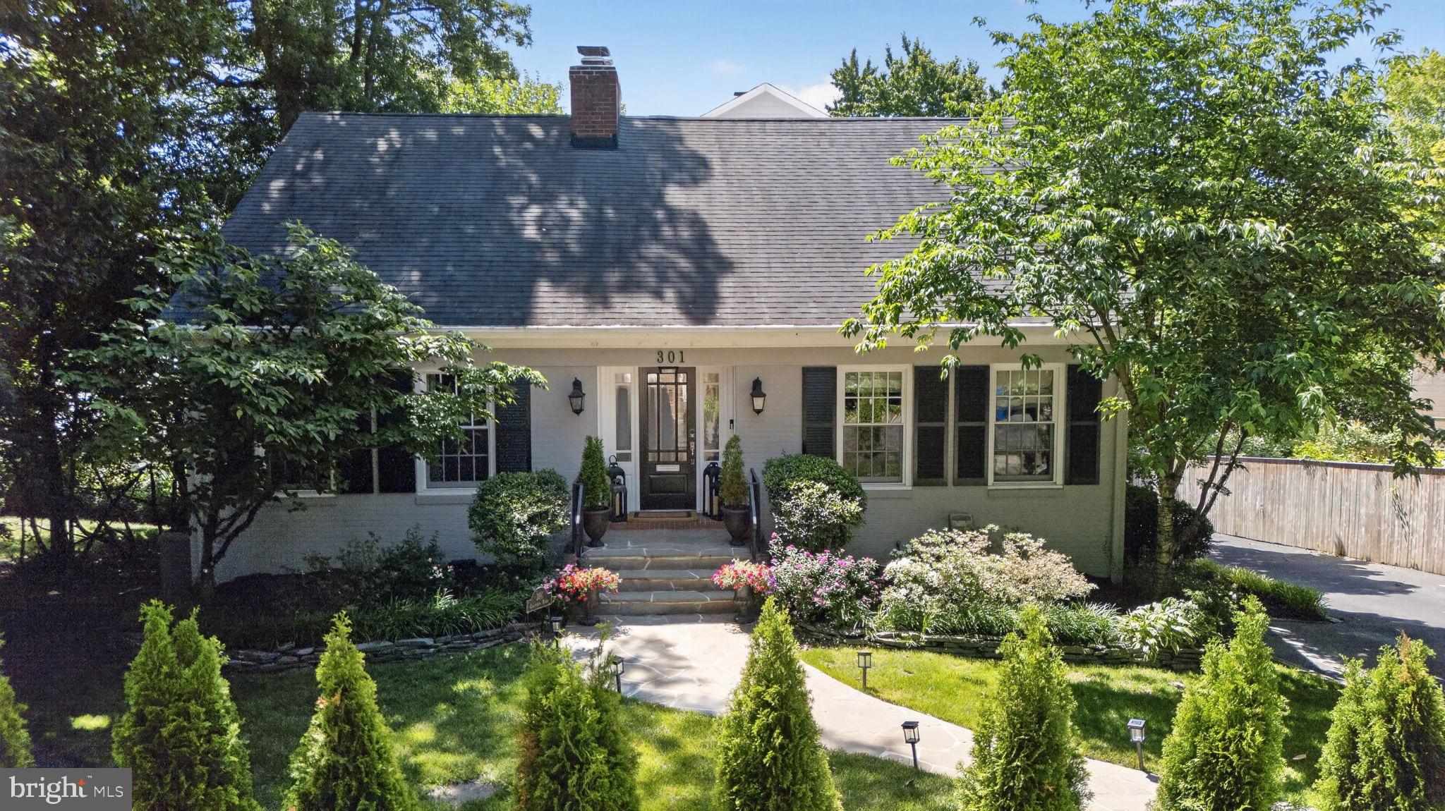 301 COLUMBIA ROAD