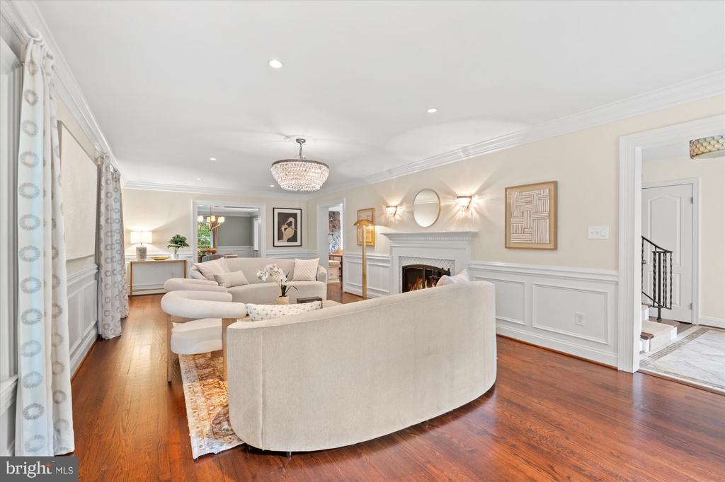 301 COLUMBIA ROAD