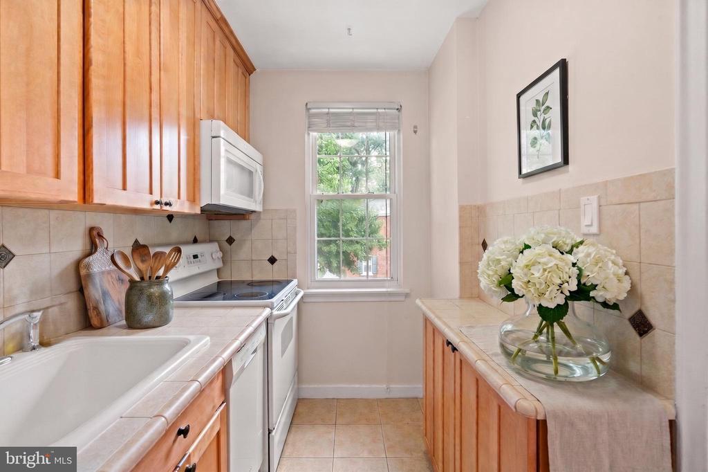 2 ASHBY STREET Unit: C
