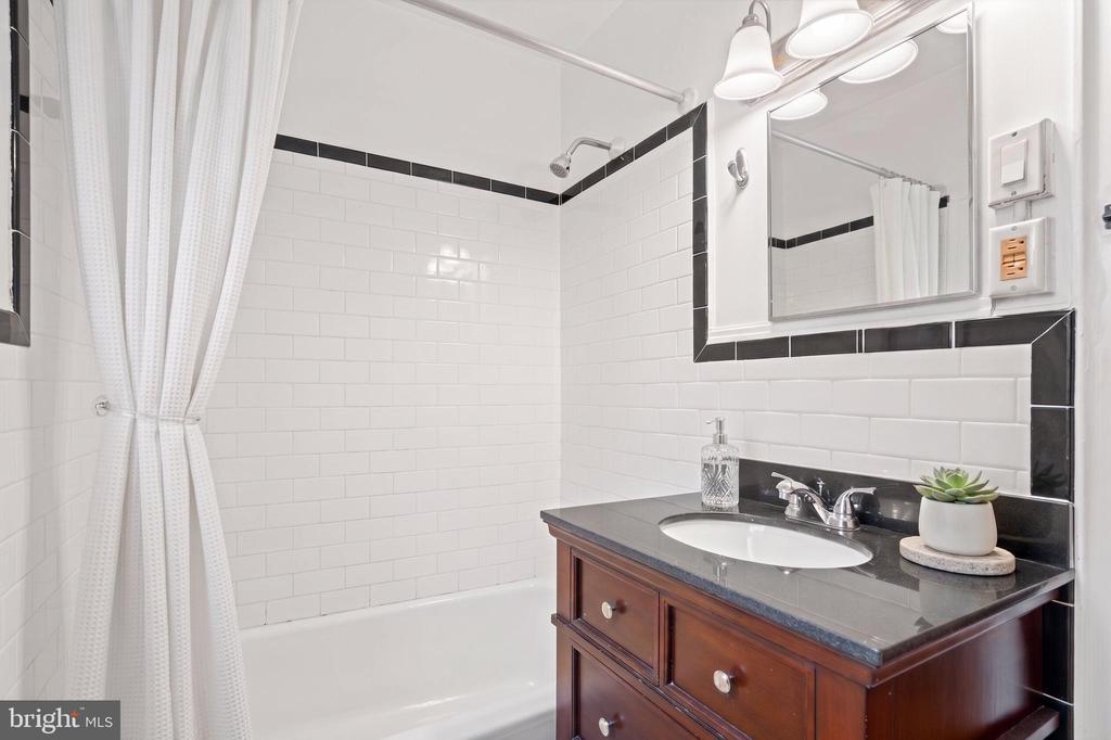 2 ASHBY STREET Unit: C