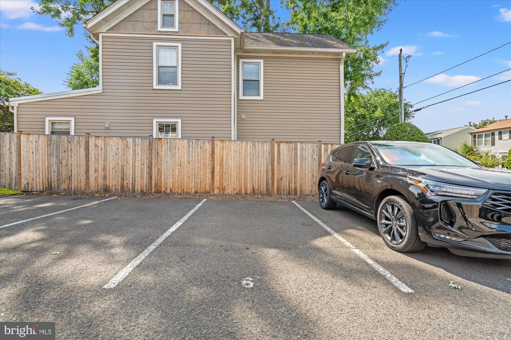409 E RAYMOND AVENUE Unit: 6