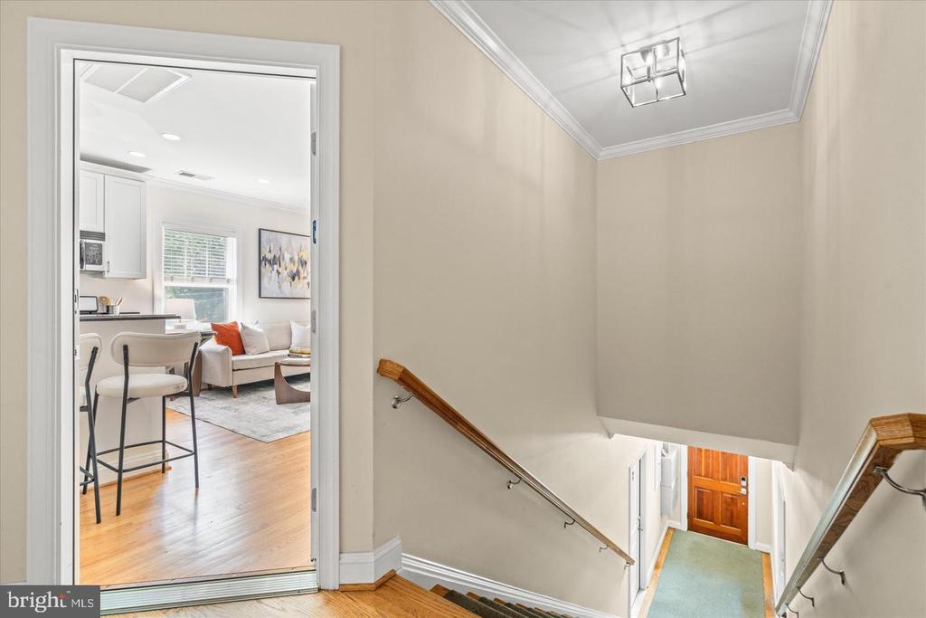 409 E RAYMOND AVENUE Unit: 6