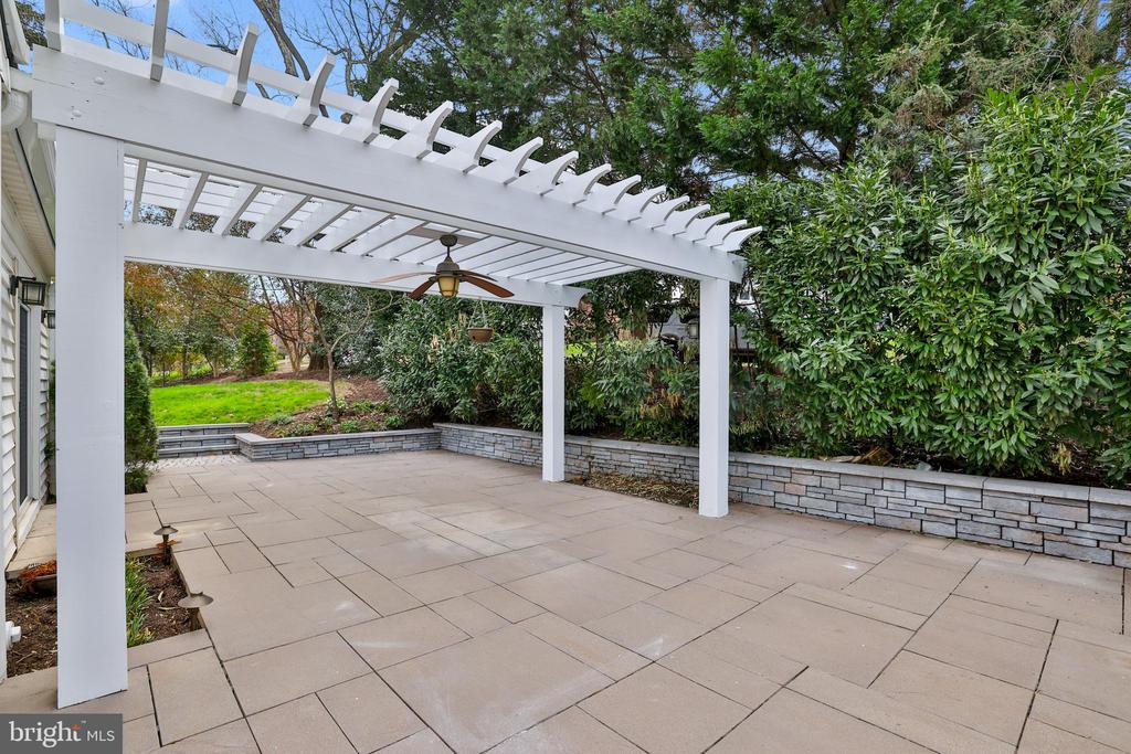 1309 Gibson Pl