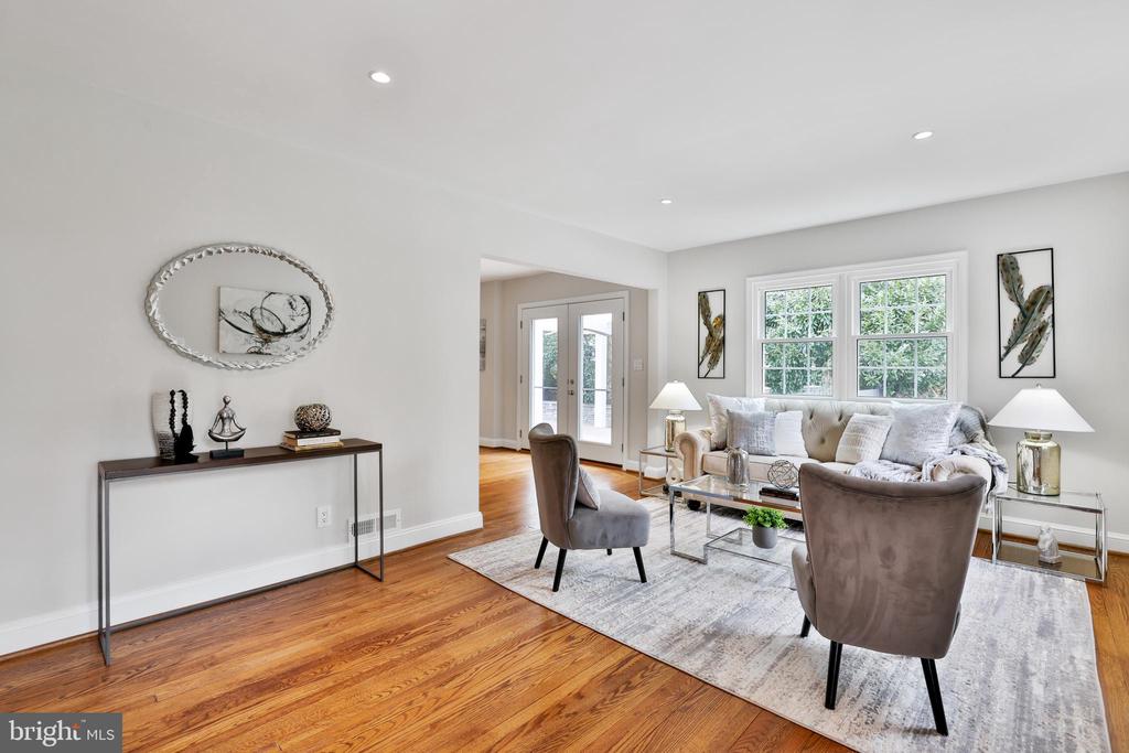 1309 Gibson Pl
