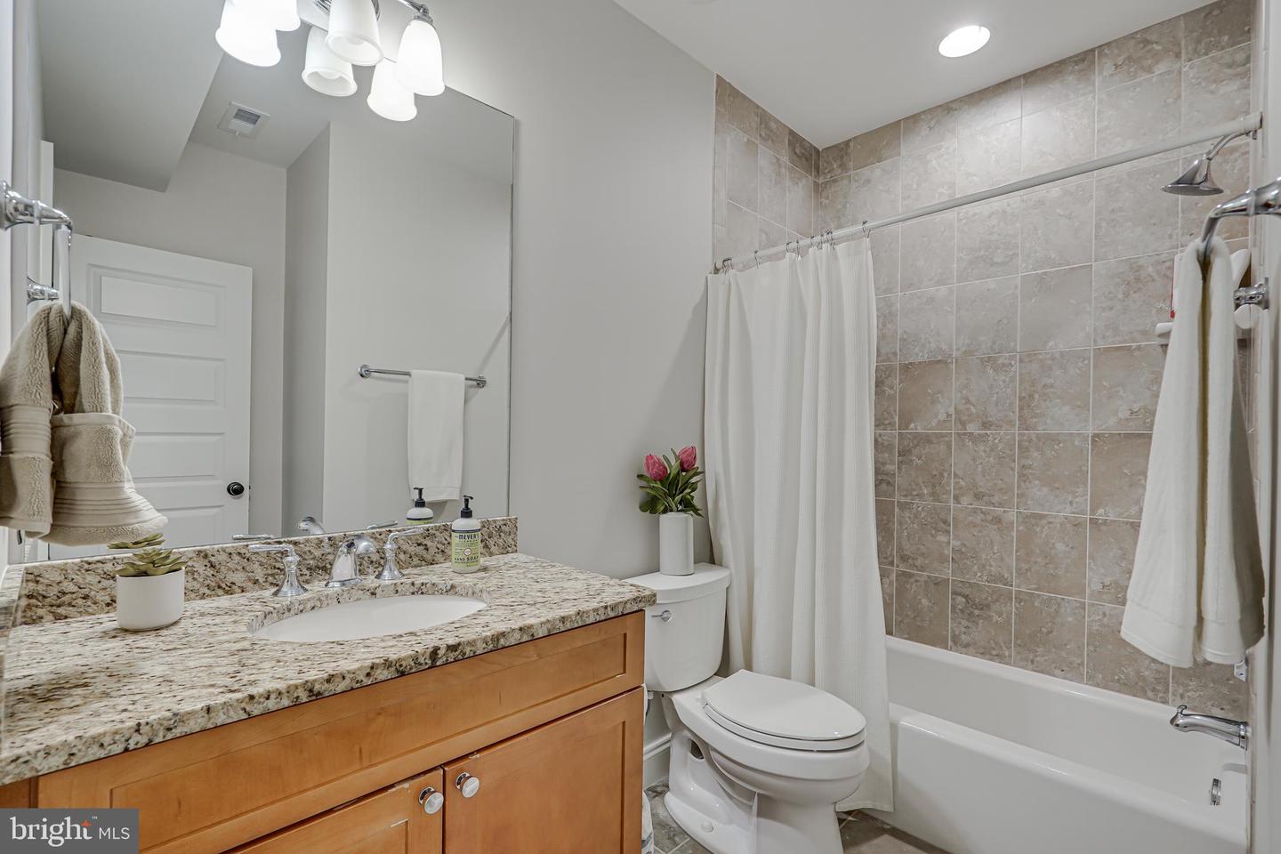 2146 Lily Pond Dr