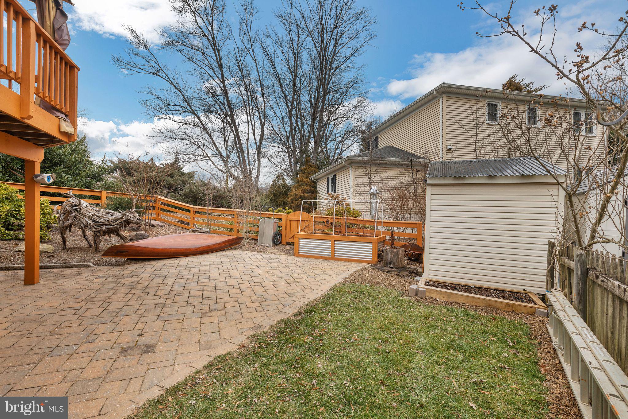 6120 Windward Dr
