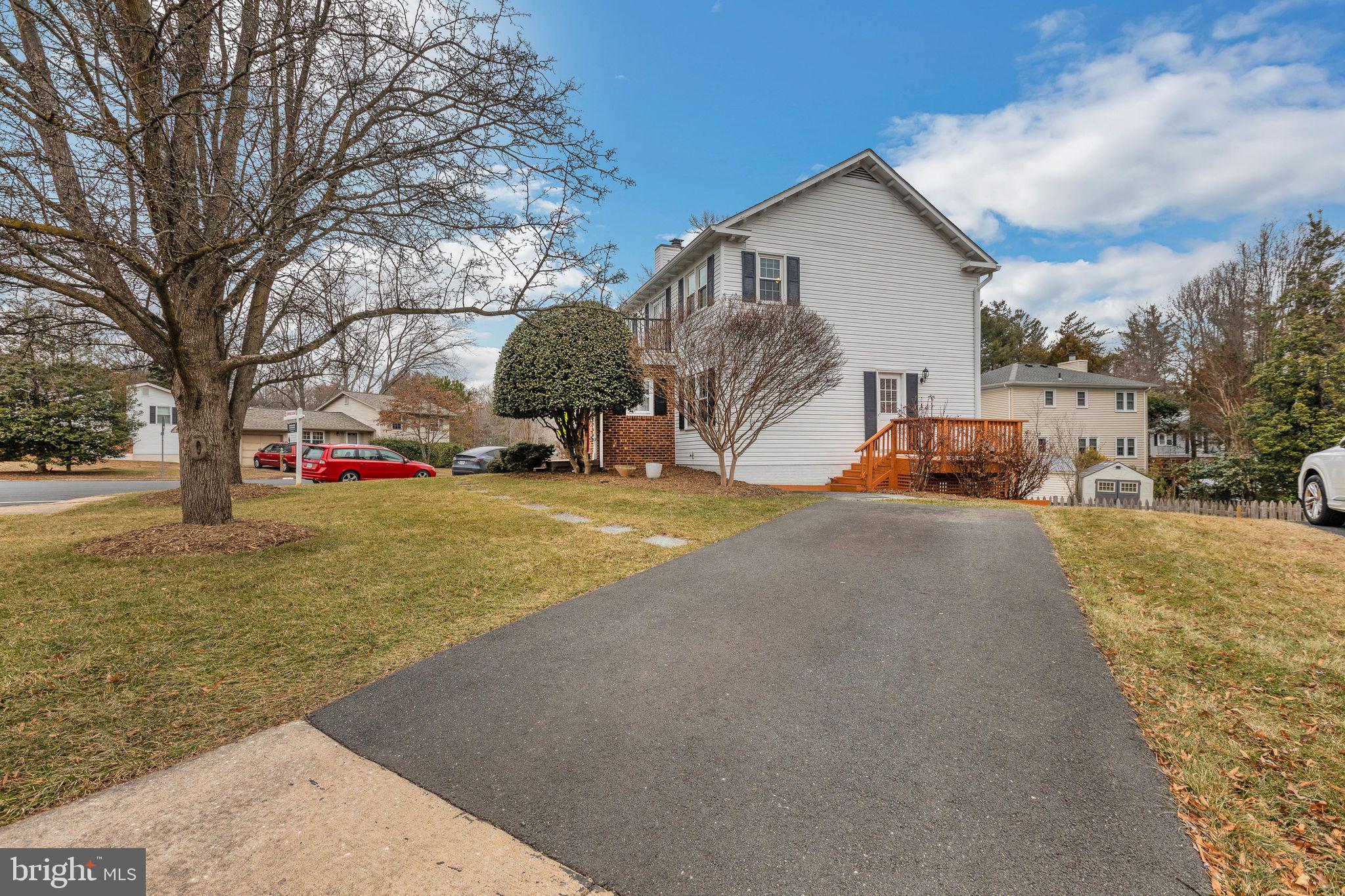 6120 Windward Dr