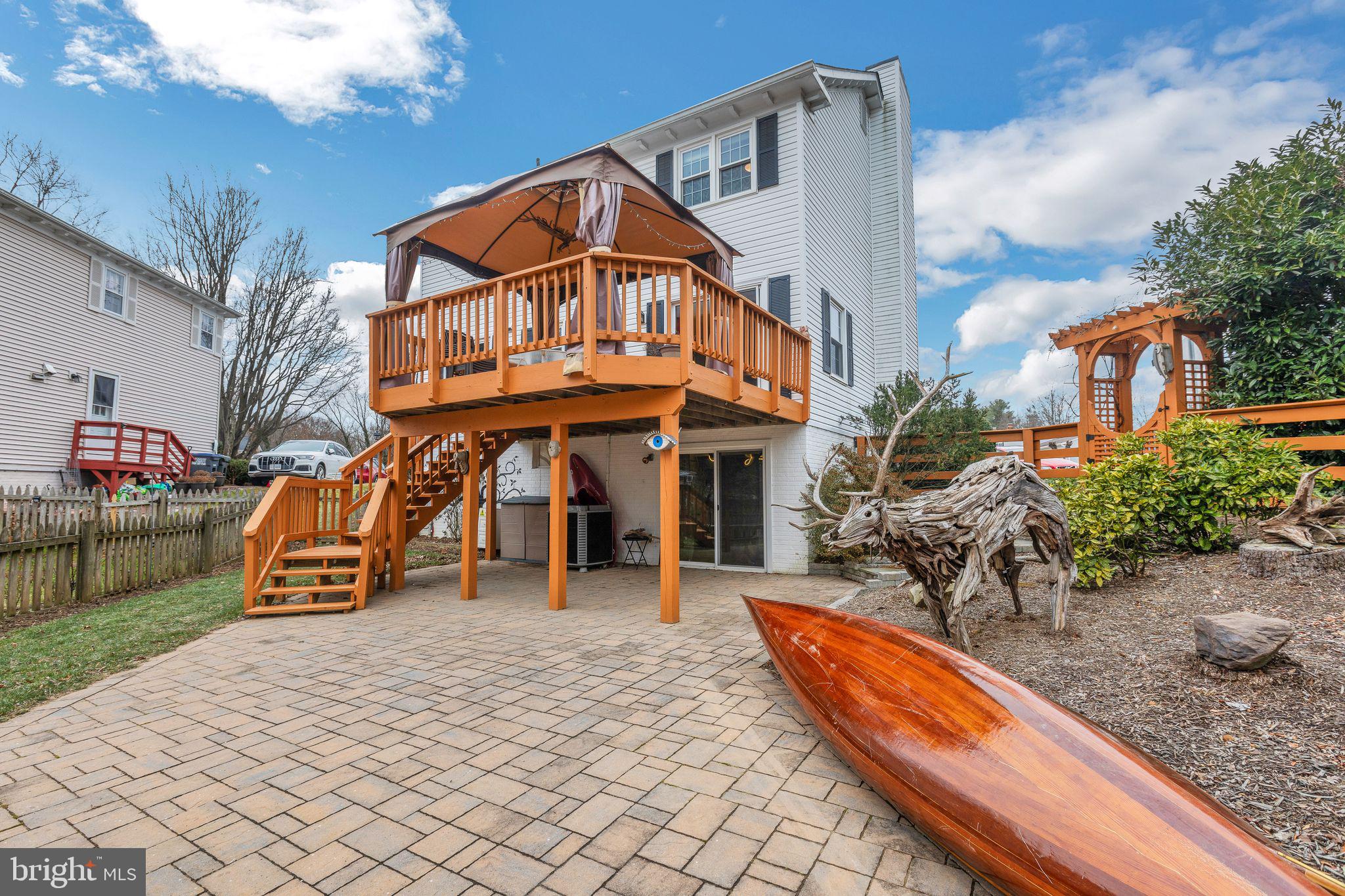 6120 Windward Dr