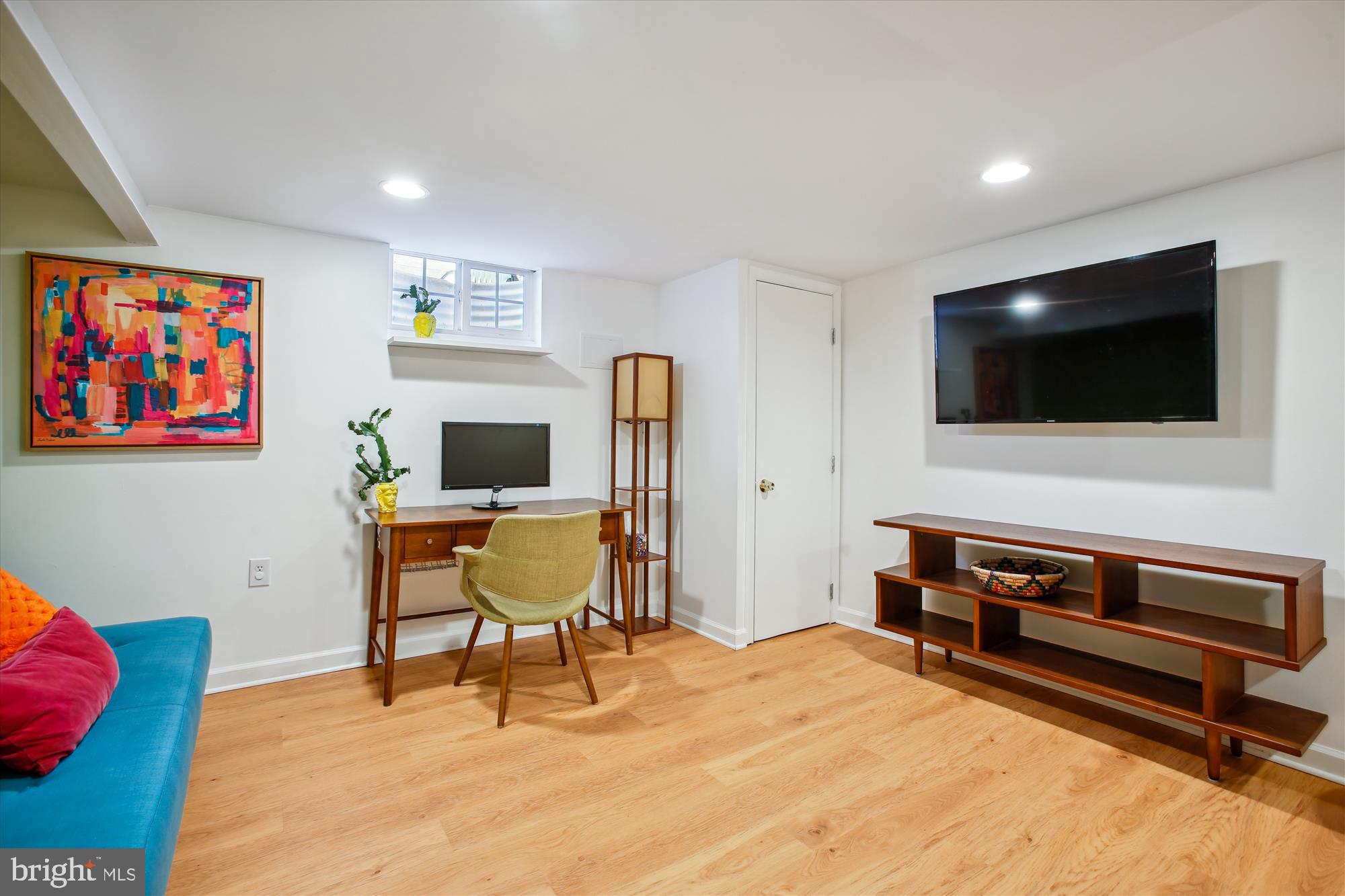 2107 Farrington Ave