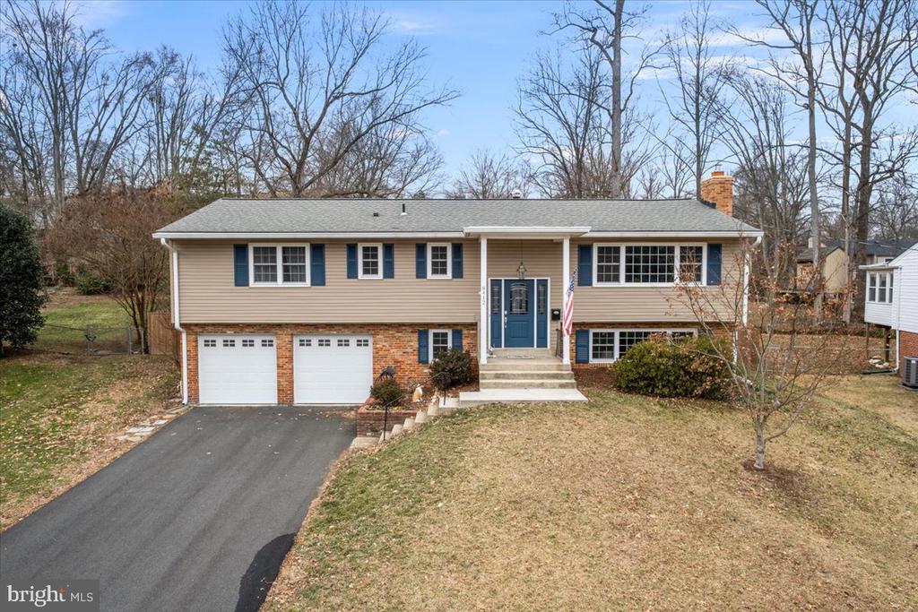 8412 Cherry Valley Ln