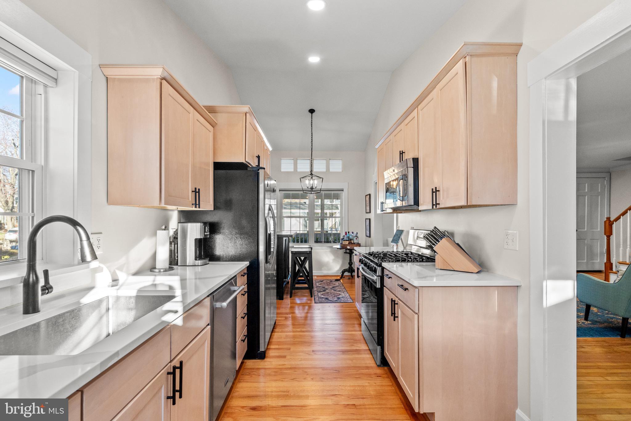 6014 Williamsburg Rd