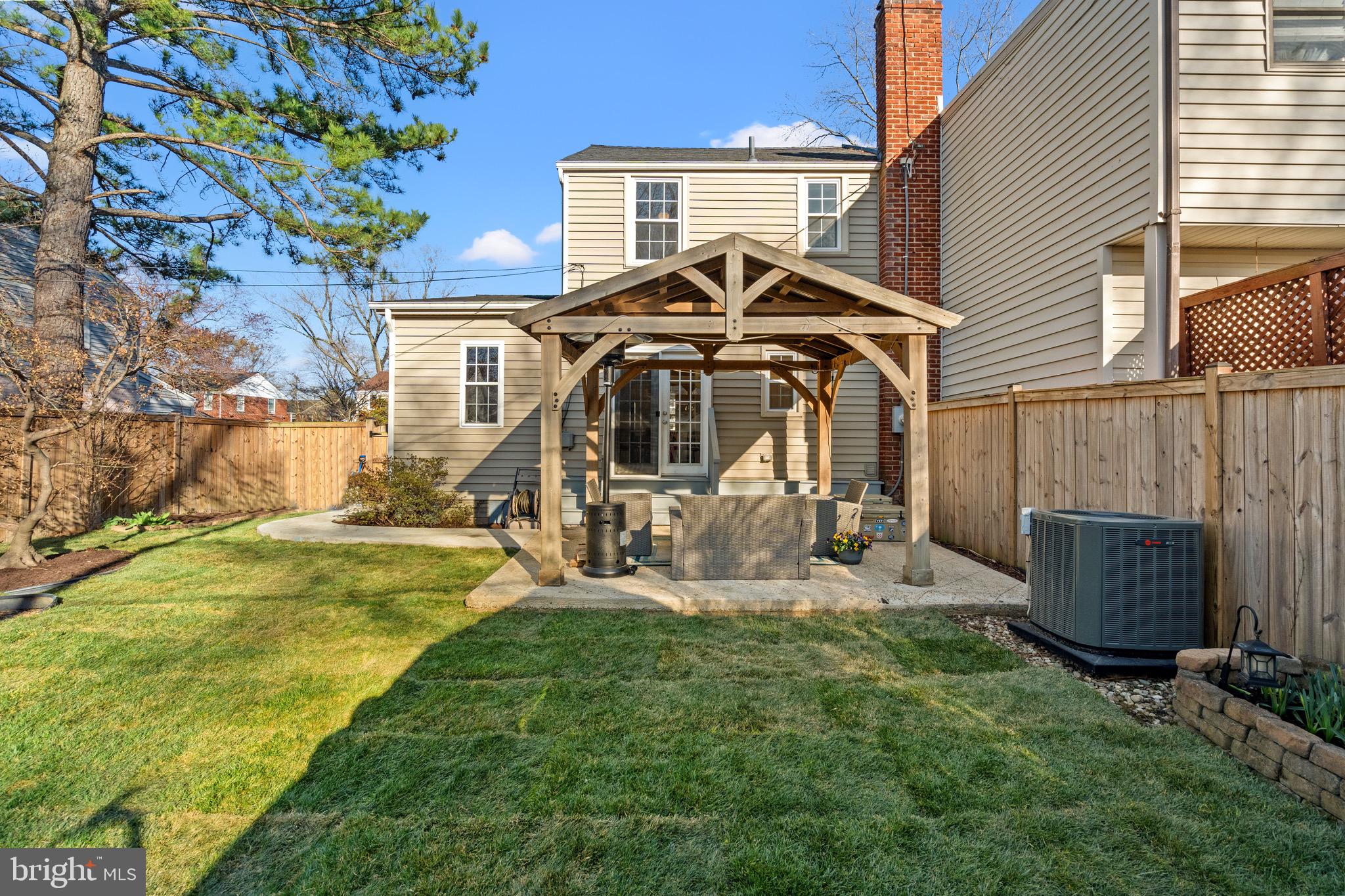 6014 Williamsburg Rd